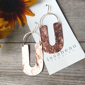 🛑SOLD🛑 "Somewhere over the Rainbow" Copper U Earrings